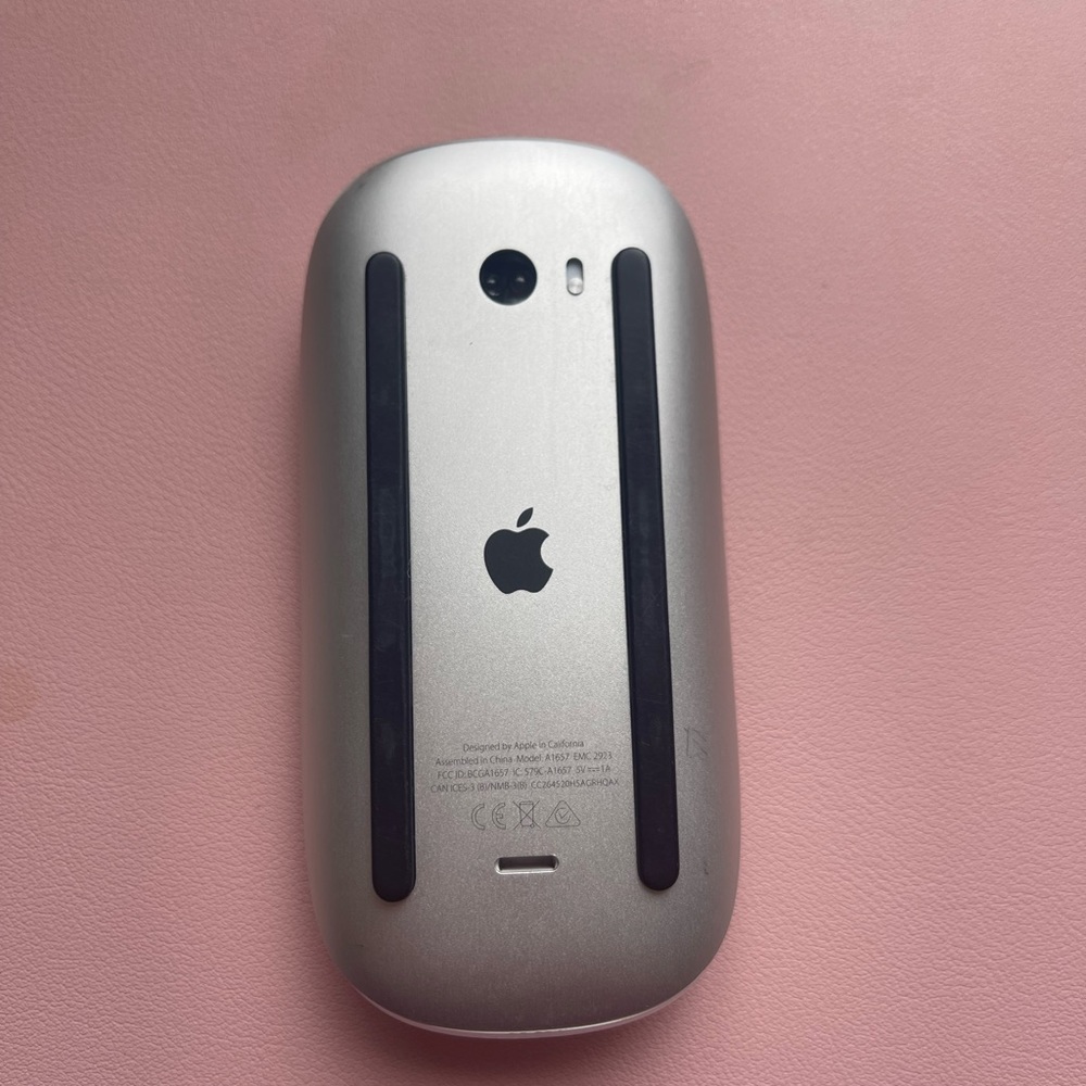 Apple mouse - Picture 2 of 2